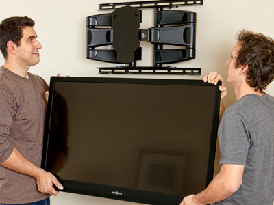 Flat Screen TV Mounting and Connection